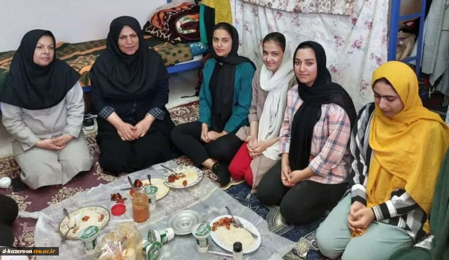 هفته خوابگاه ها و هفته جوانی جمعیت گرامی باد . 10
