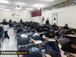بازدید رئیس دفتر نظارت و ارزیابی و تضمین کیفیت دانشگاه ملی مهارت استان فارس از روند برگزاری امتحانات  4