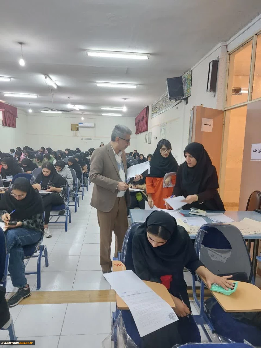 بازدید رئیس دفتر نظارت و ارزیابی و تضمین کیفیت دانشگاه ملی مهارت استان فارس از روند برگزاری امتحانات 4