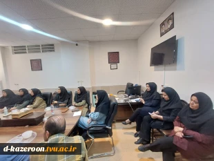بازدید ریاست محترم  دانشگاه ملی مهارت استان فارس و هیأت همراه از آموزشکده دختران کازرون  5